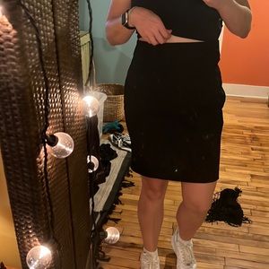 Really nice black skirt, barely worn. Express size 8